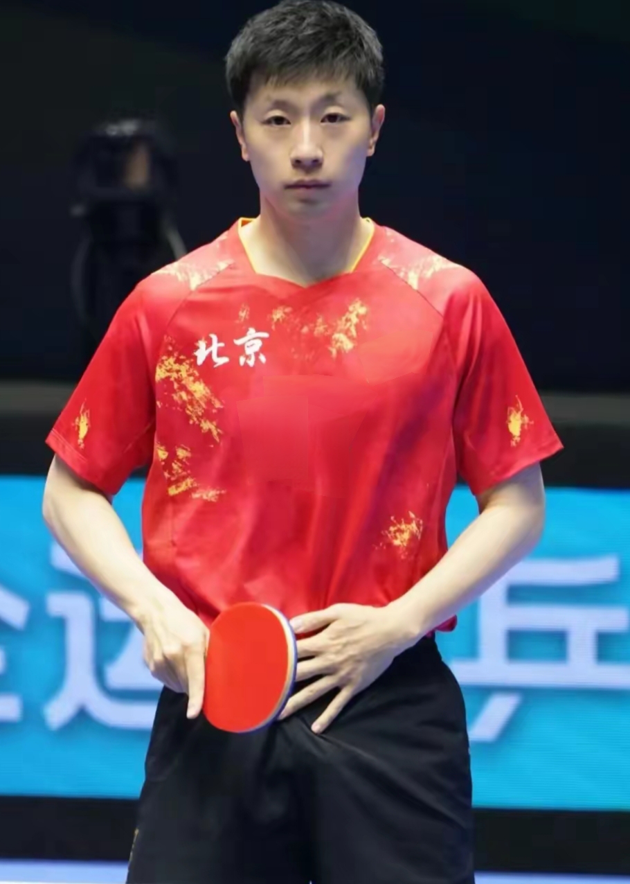 马龙回归回归闪耀表现，海港球迷集体呐喊